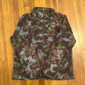 LL Bean Men’s Size Large Camo Fleece. Some pilling up overall good shape